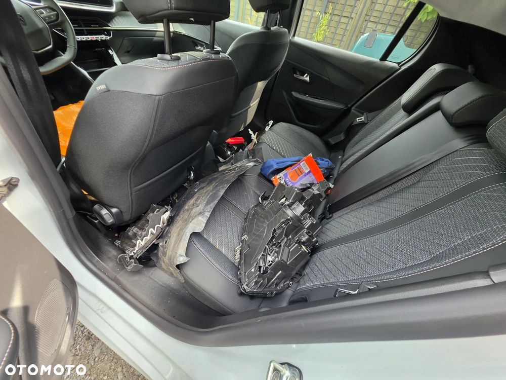 Peugeot 208 1.2 T Style S&S - 8