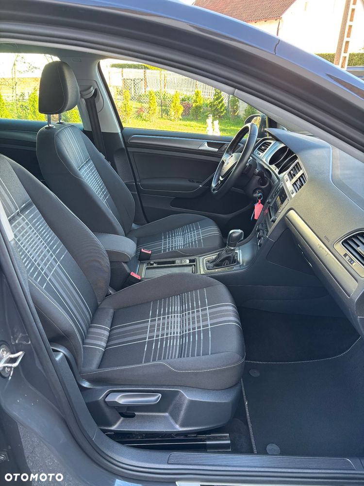 Volkswagen Golf 1.4 TSI BlueMotion Technology DSG Lounge - 34