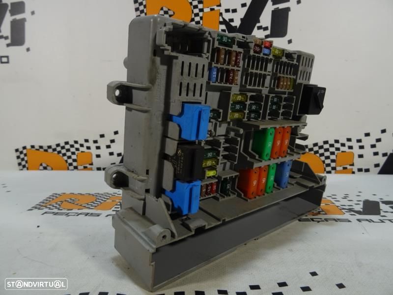 Bsi / Caixa De Relés Bmw 1 (E87)  61146906621 / 10688710 / 6906621 / 6 - 7