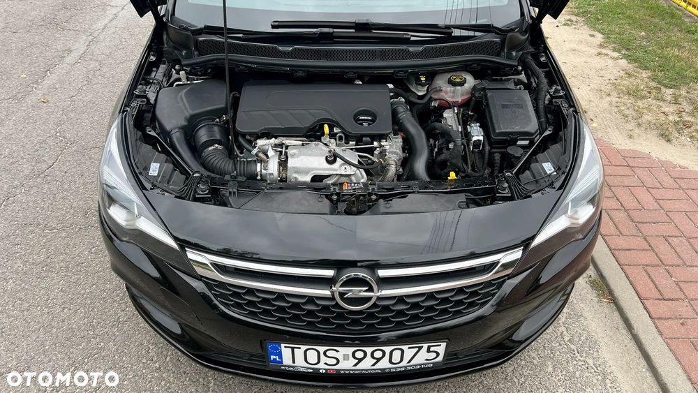 Opel Astra 1.6 CDTI Cosmo - 32