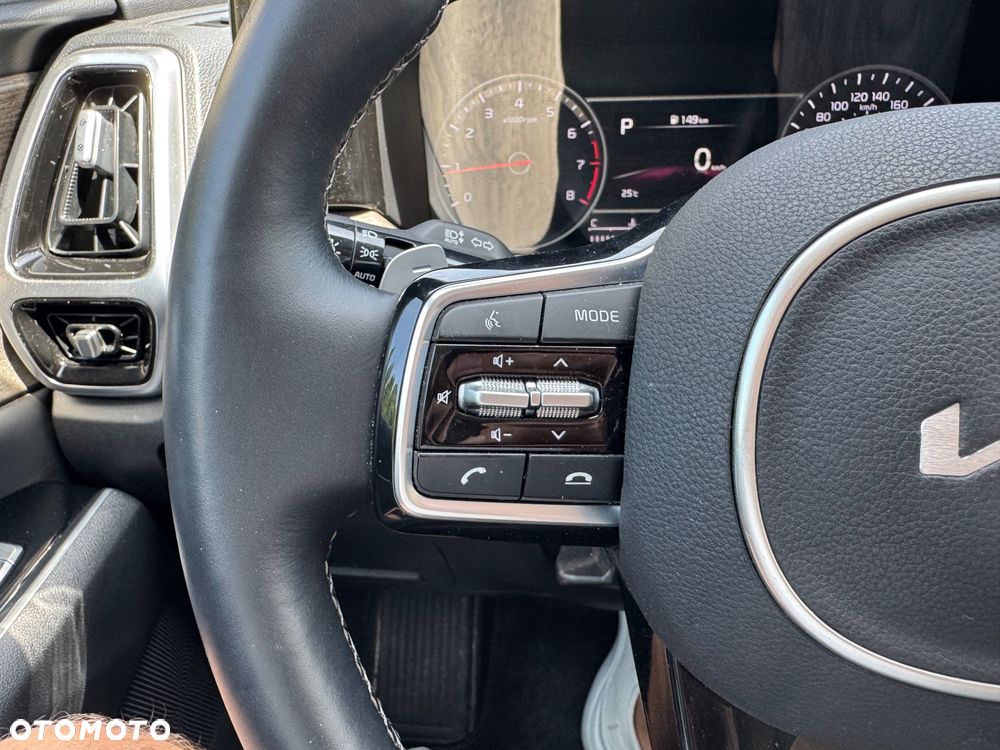 Kia Sorento - 26