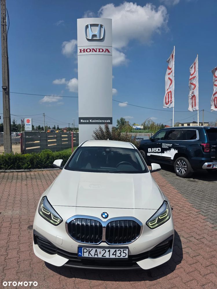 BMW Seria 1 116d Edition Metropolitan - 12