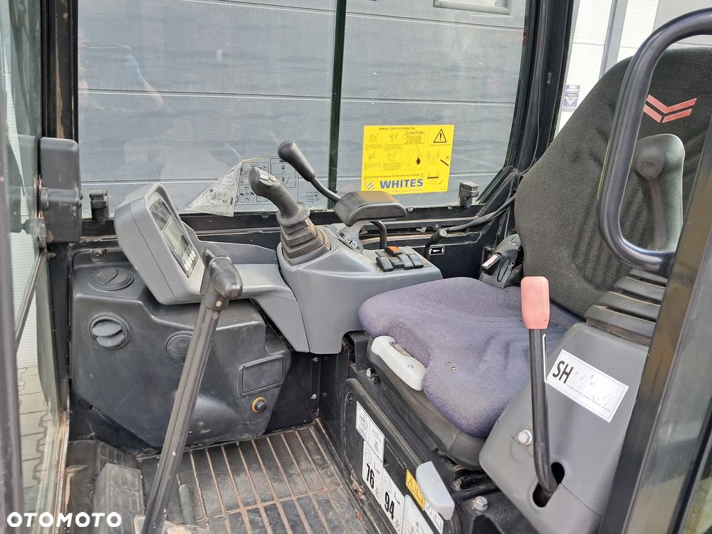 Yanmar SV 26 WAGA 2785kg 2.8t 950mth * 2019 rok * 2 nowe łyżki *skarpówka * lusterka *oświetlenie * długie ramie * szybkozłącze * silnik Yanmar 24KM minikoparka kubota KX30-4 u27 cat 302.7 jcb 8030 jazda szybka/wolna sprawna bez dpf 2,5 t 3 t - 12