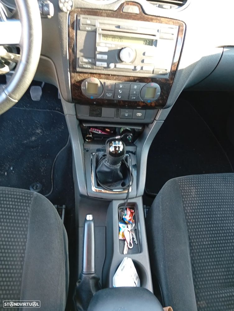 Ford Focus SW 1.6 TDCi Ghia - 20