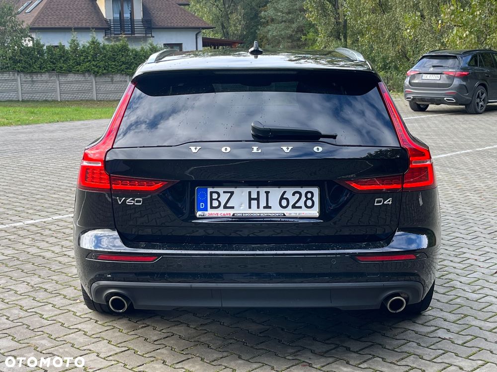 Volvo V60 D4 Geartronic Momentum Pro - 23