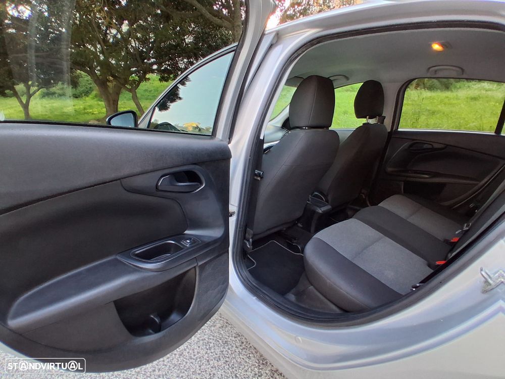 Fiat Tipo Station Wagon 1.4 Lounge - 26