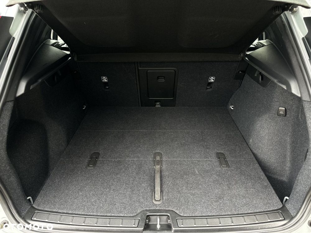 Volvo XC 40 - 17