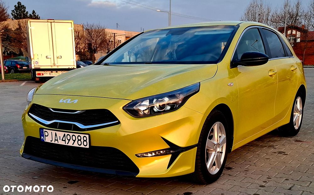 Kia Ceed 1.6 CRDi (48V Mild-Hybrid) Vision - 1