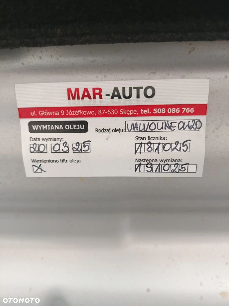 Volvo XC 40 D3 Momentum Pro - 32
