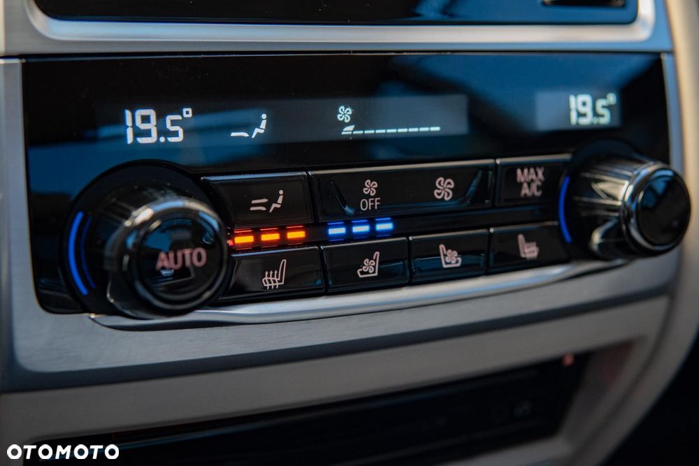 BMW Seria 7 M760Li xDrive - 35