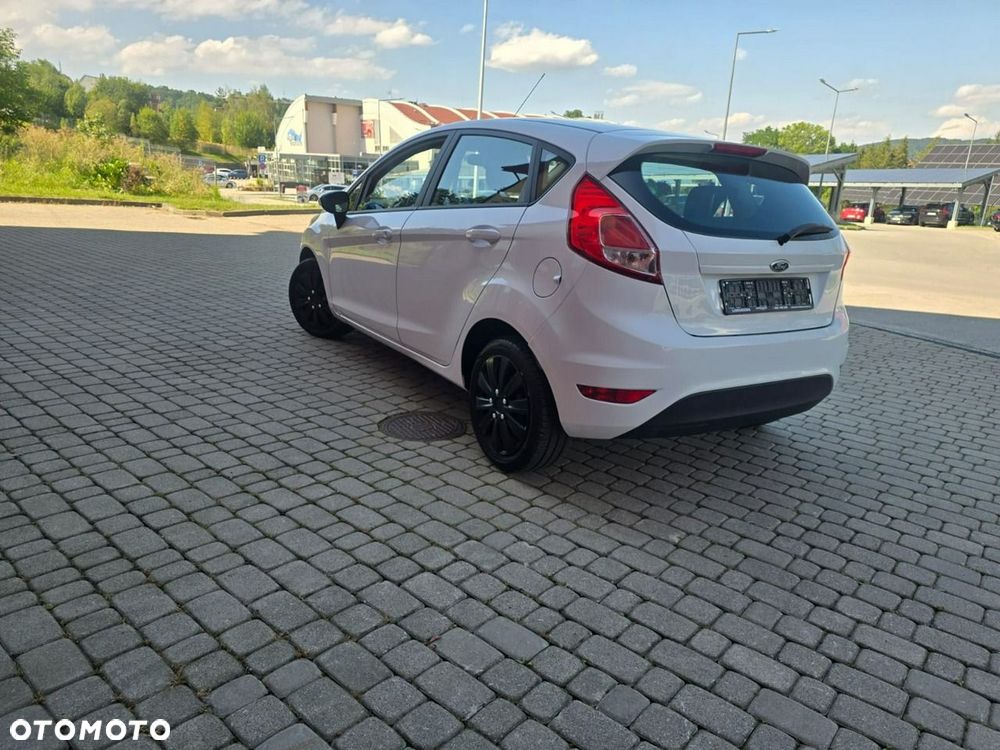 Ford Fiesta - 8