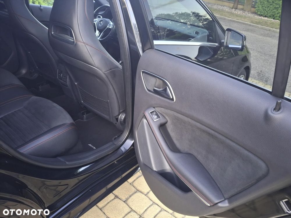 Mercedes-Benz Klasa A 220 CDI 4Matic 7G-DCT AMG Line - 17