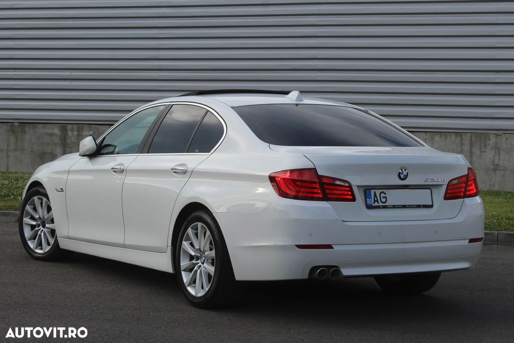BMW Seria 5 520d - 23