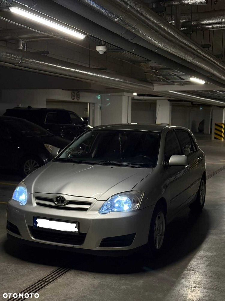 Toyota Corolla - 5