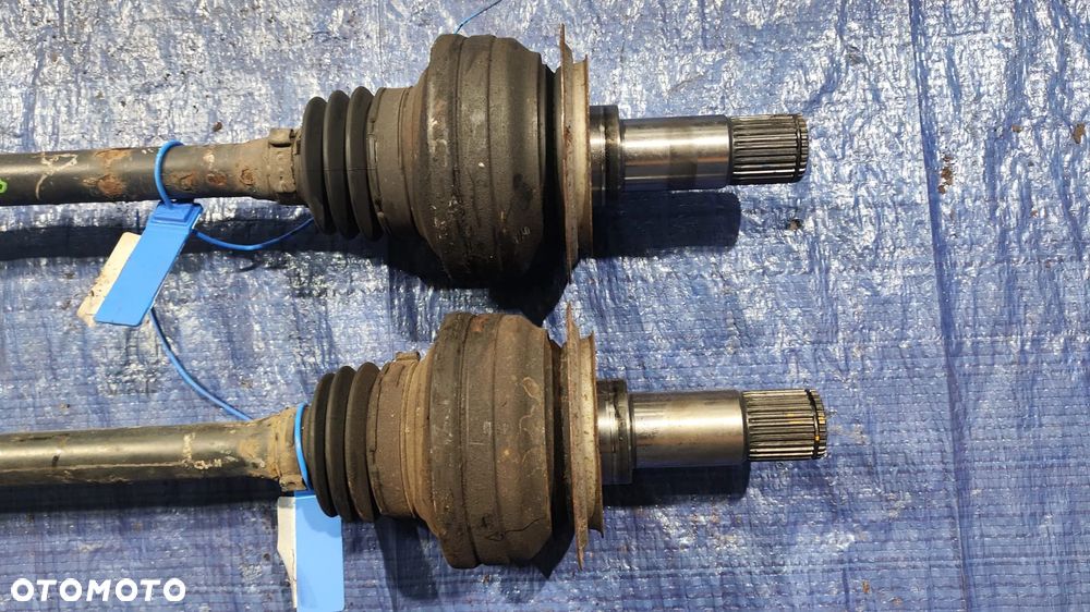 ZWROTNICA PIASTA CZUJNIK ABS TARCZA HAMULCOWA PÓŁOŚ LEWY PRAWY TYŁ MERCEDES W205 C300 2.2 CDI HYBRID HYBRYDA - 9