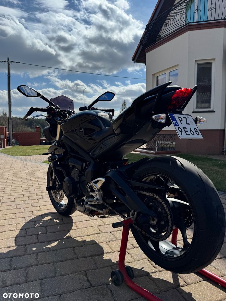 Triumph Street Triple - 5