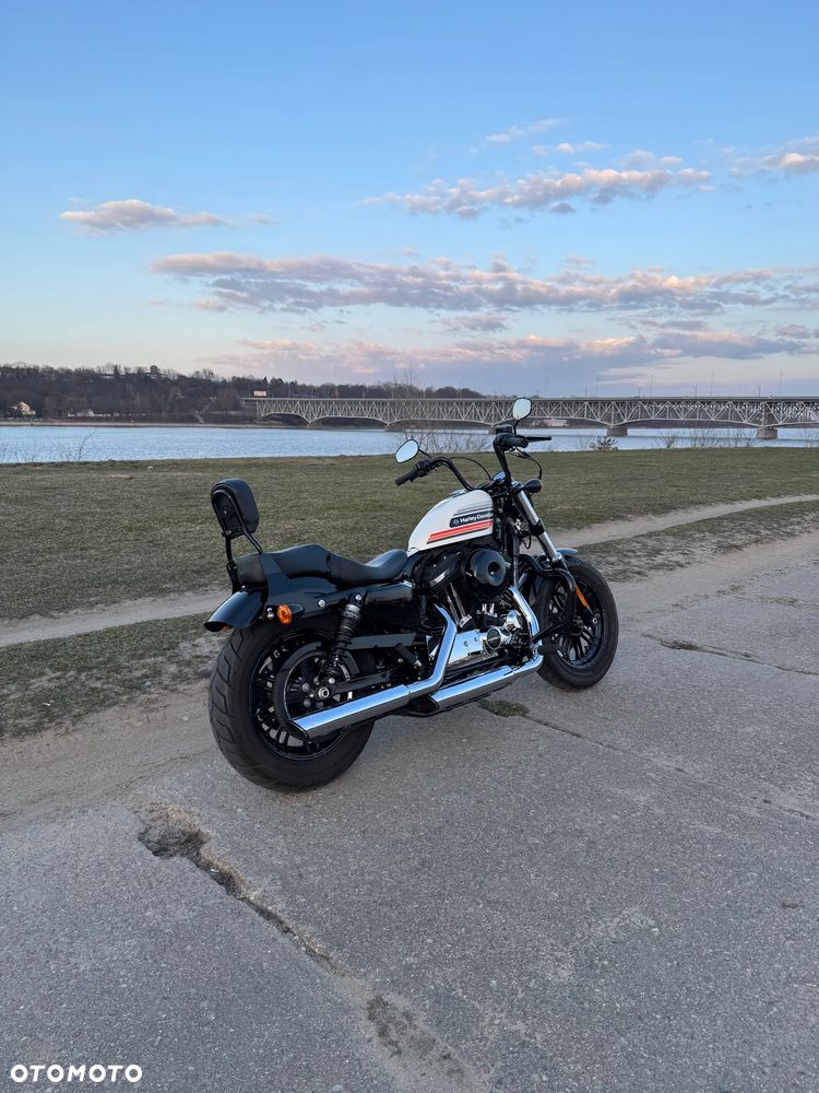 Harley-Davidson Sportster Forty-Eight - 1