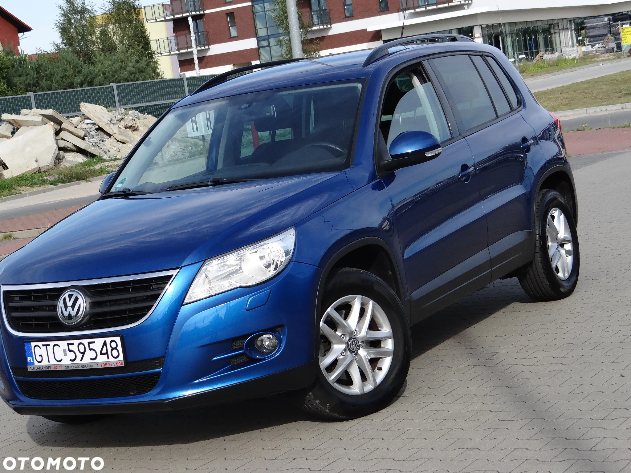 Volkswagen Tiguan - 14