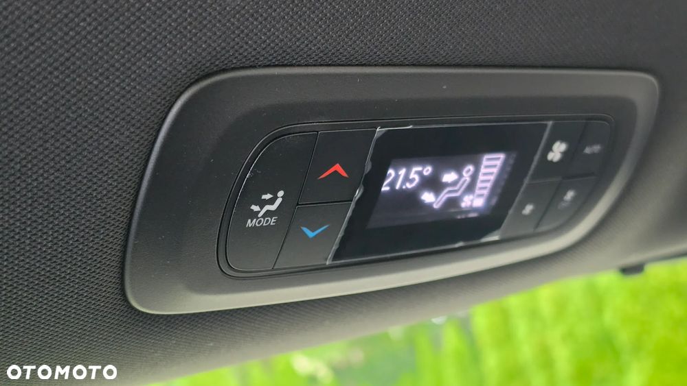 Chrysler Pacifica - 35