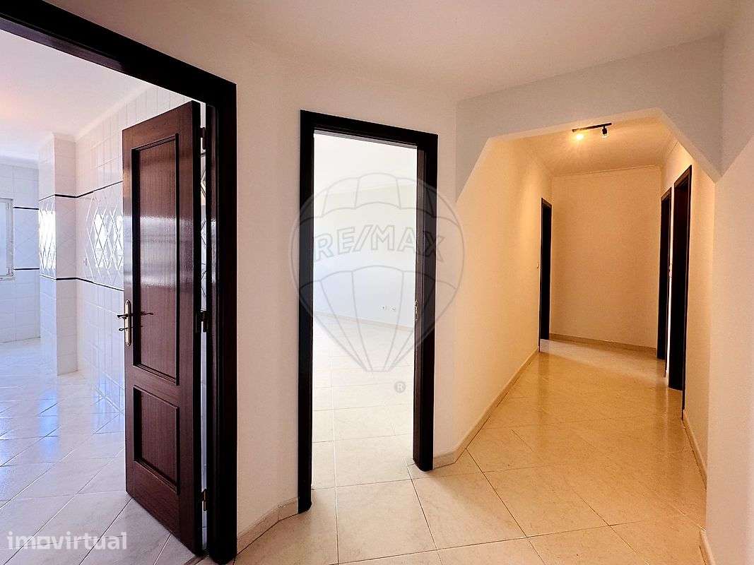Apartamento T1 para arrendamento - Grande imagem: 3/35