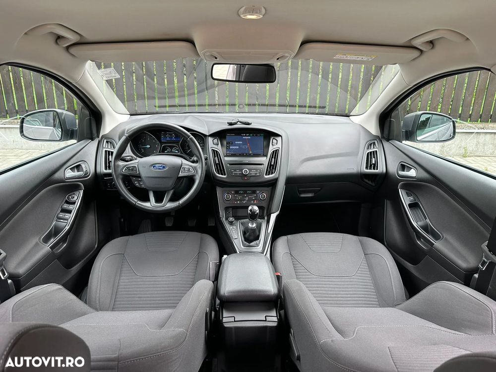 Ford Focus 1.5 TDCi Titanium - 6
