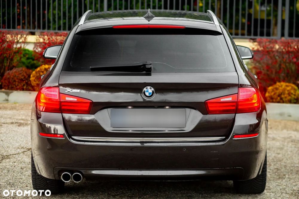 BMW Seria 5 530d Sport-Aut Luxury Line - 15
