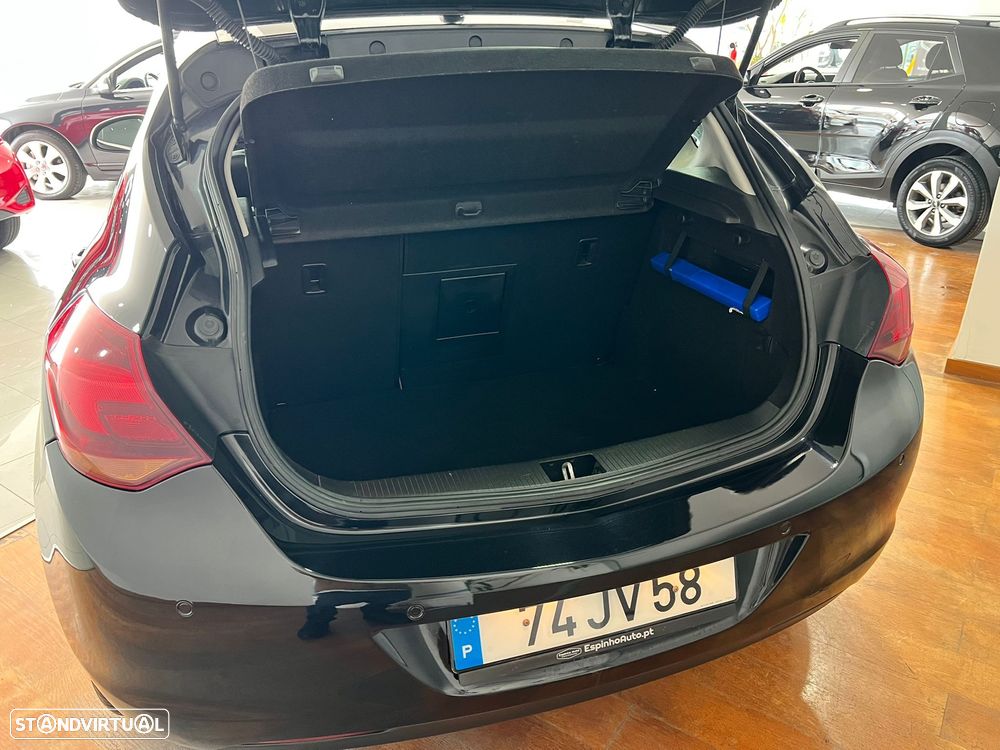 Opel Astra 1.4 Cosmo - 12