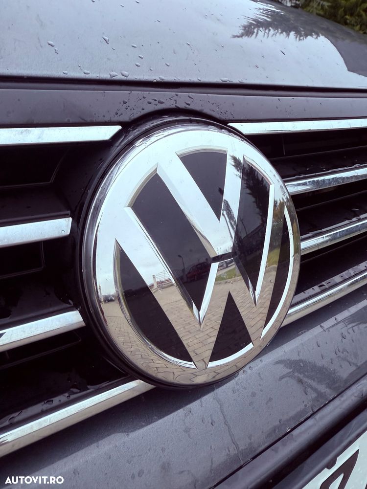 Volkswagen Passat - 24