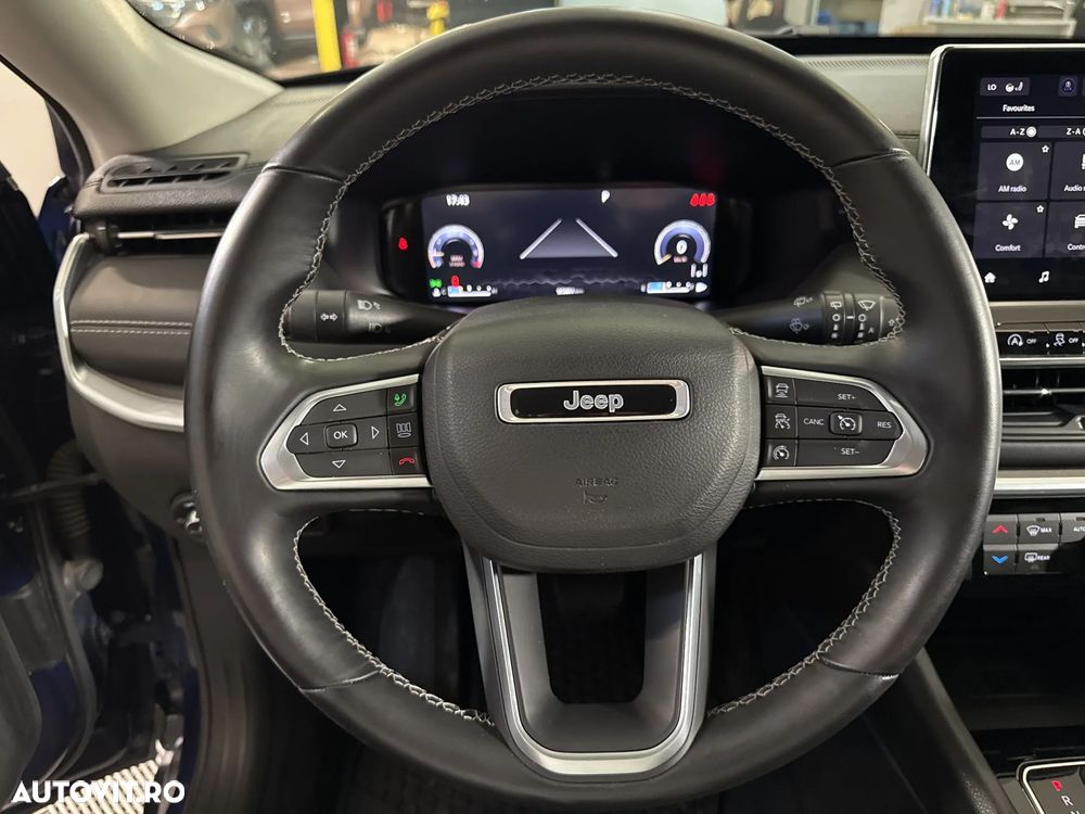 Jeep Compass - 17
