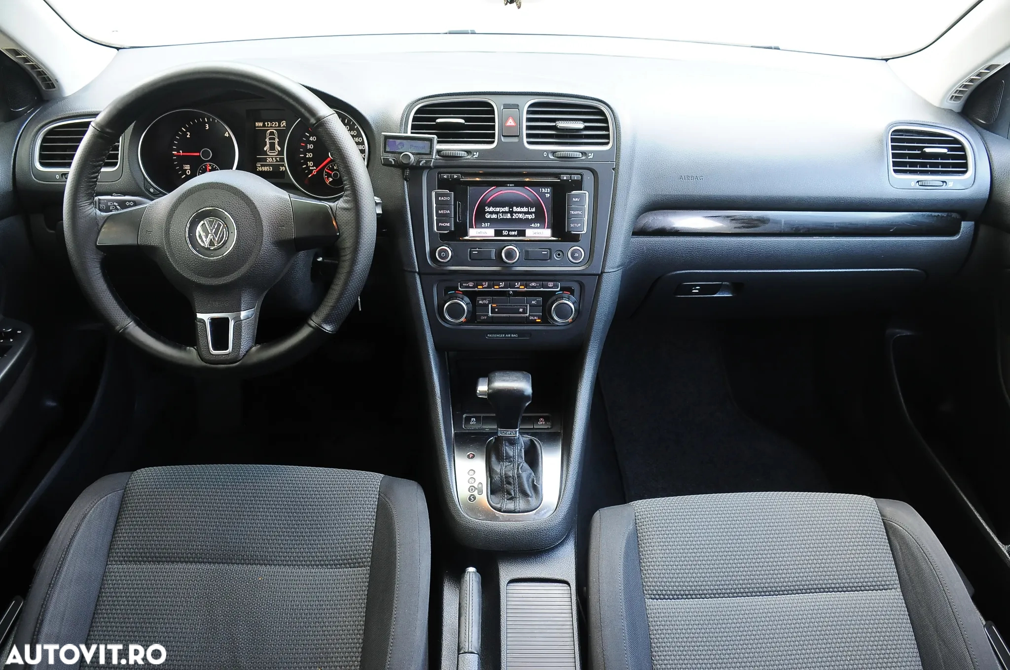 Volkswagen Golf 1.6 TDI DPF DSG Comfortline - 7