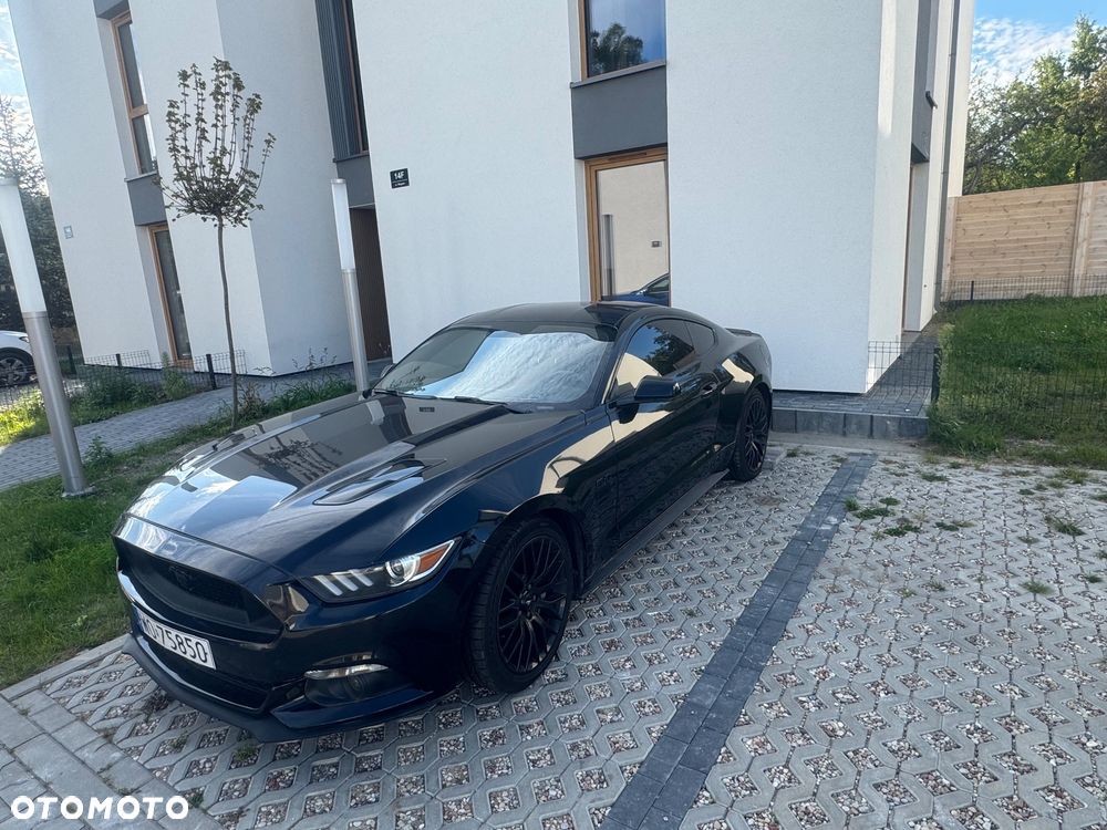 Ford Mustang - 1