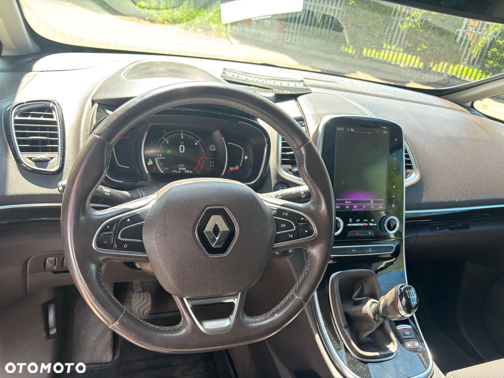 Renault Espace 1.6 dCi Energy Life 7os - 9