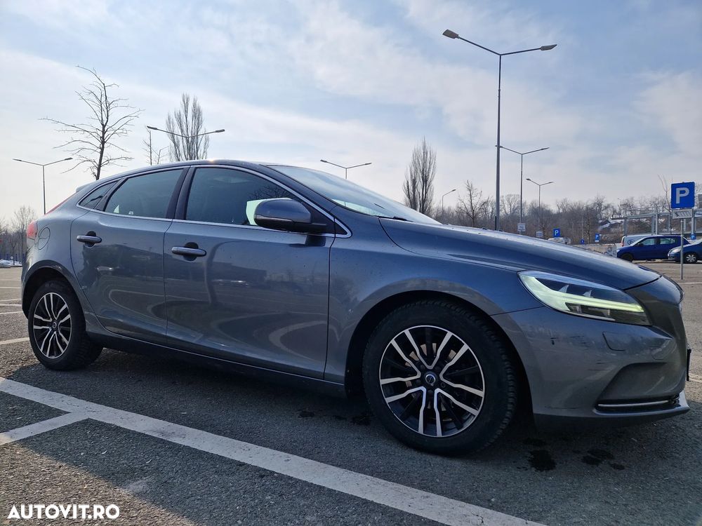 Volvo V40 D2 Inscription - 10