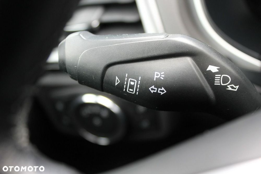 Ford Mondeo SW 2.0 Hybrid Trend - 29