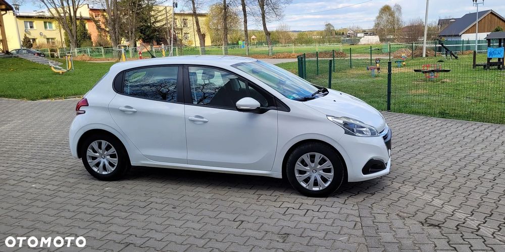 Peugeot 208 82 PureTech Style - 4