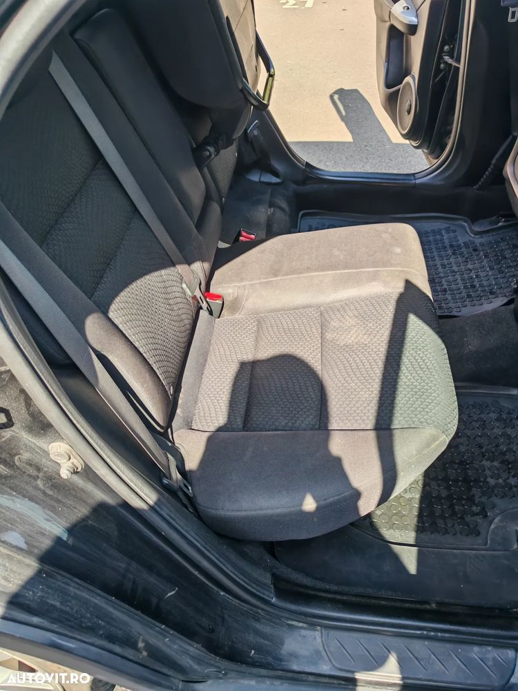 Honda Civic 1.4i-DSi - 13