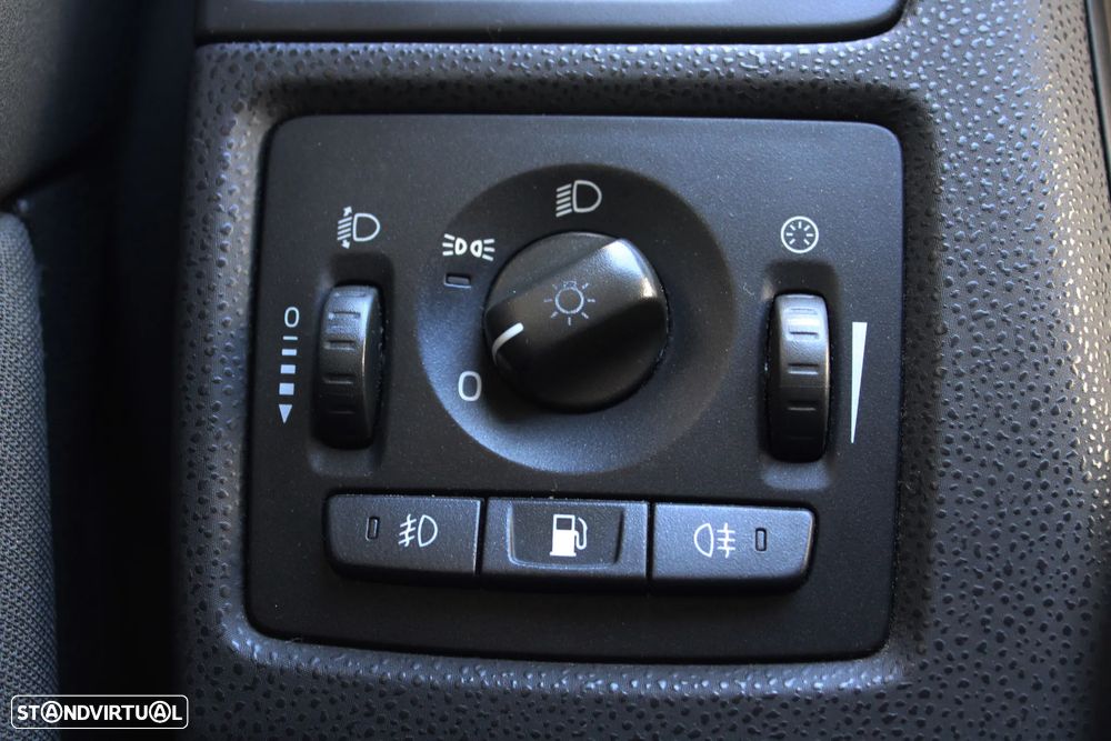 Volvo V50 2.0 D Nível 1 17 - 38