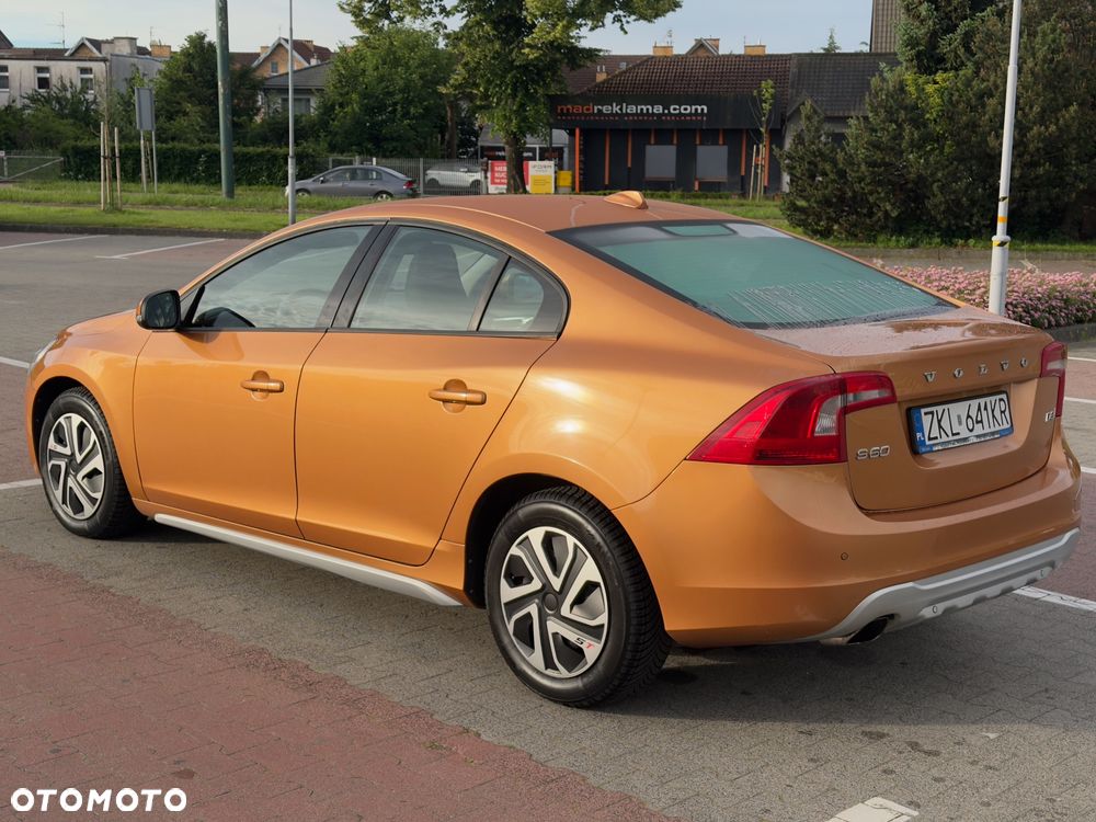 Volvo S60 - 4