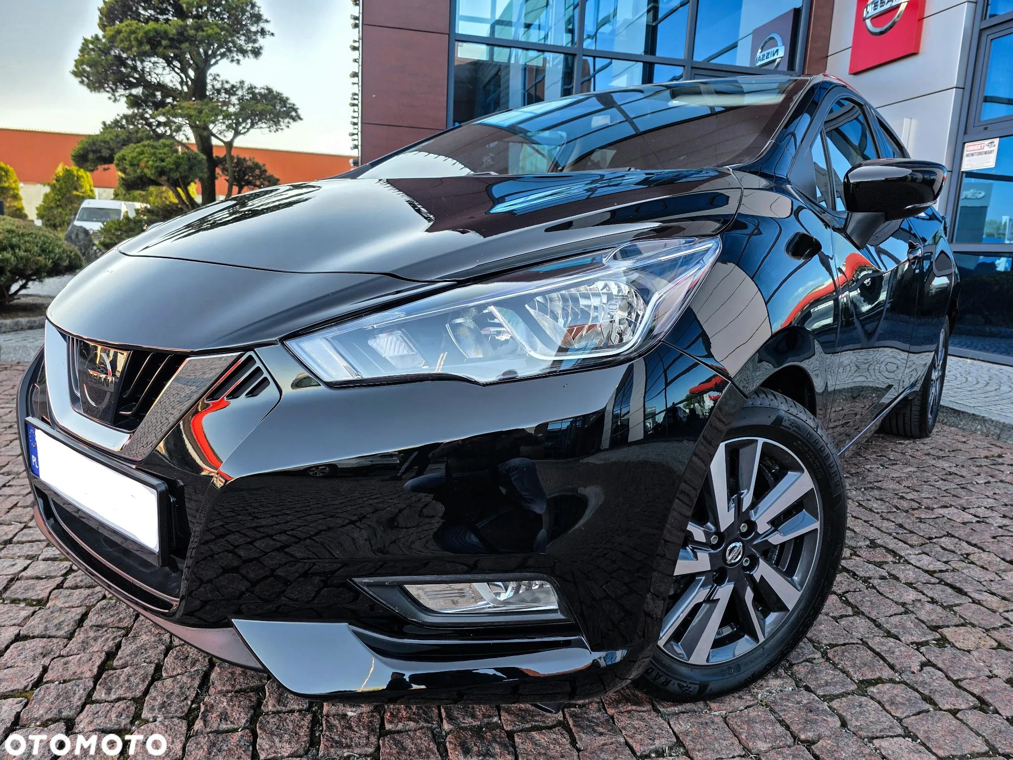 Nissan Micra 1.0 IG-T N-Connecta - 1