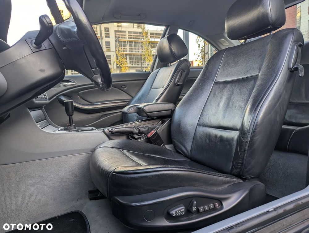 BMW Seria 3 323Ci - 11