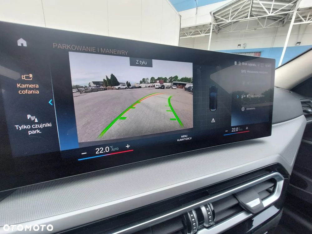 BMW Seria 3 318d Touring Sport Line - 16