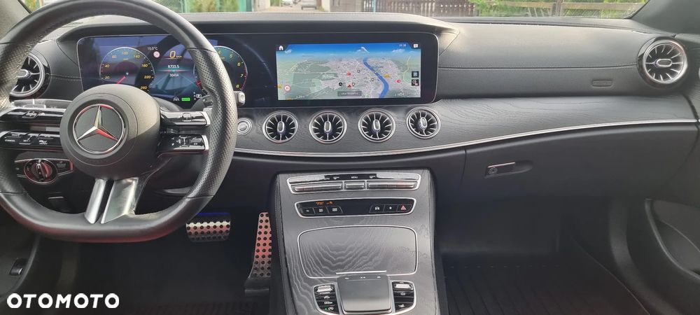 Mercedes-Benz Klasa E 450 4Matic 9G-TRONIC - 18