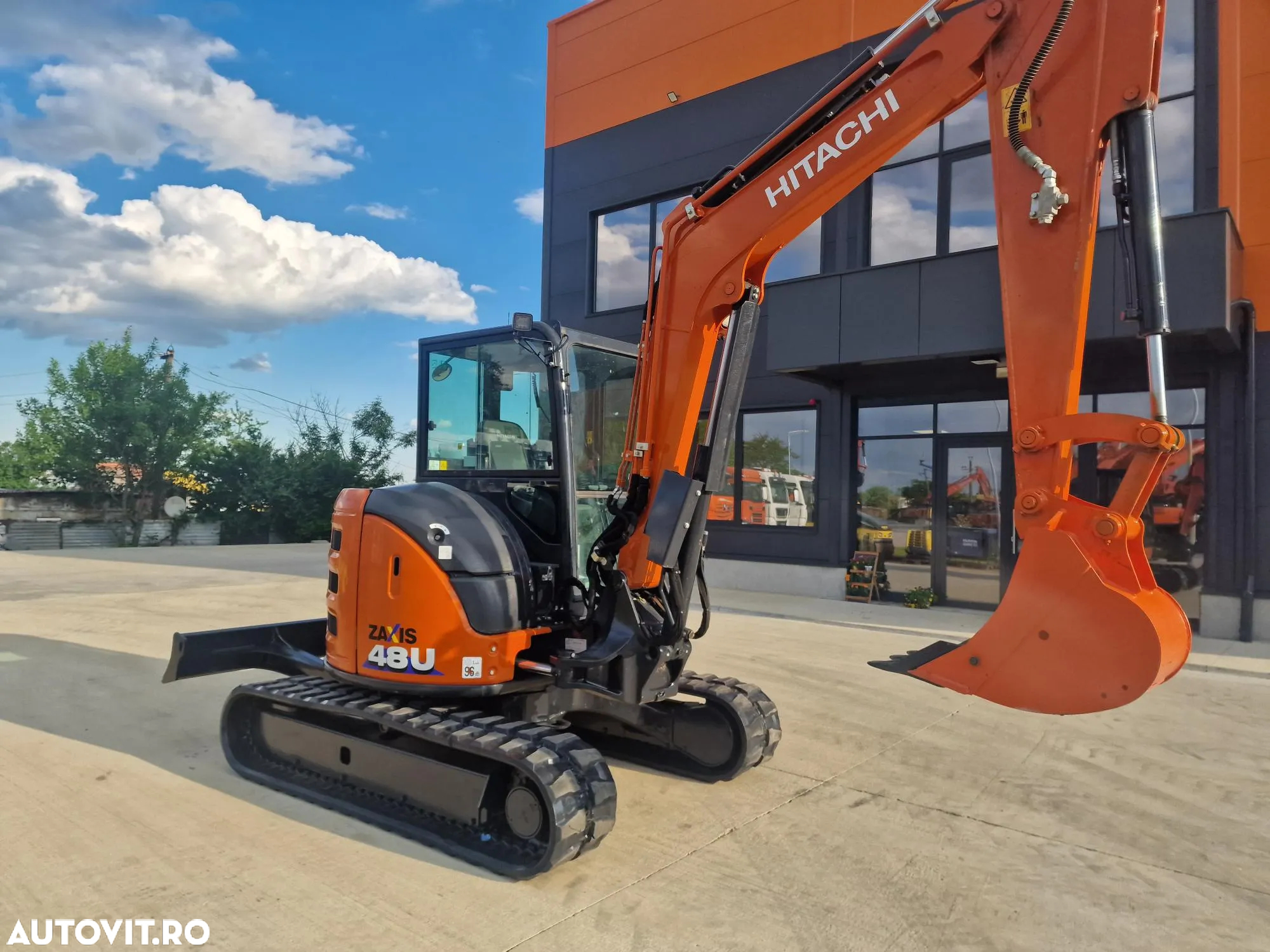 Hitachi ZX48, 5 TONE, 2023, 826h, CUPA NOUA,  44900 EUR+Tva, inst picon, senile 90% ok, computer de bord, produs in JAPONIA, CA SI NOU, posibilitate lkeasing 4 ani-PROMOTIE 44900 EUR+Tva - 17