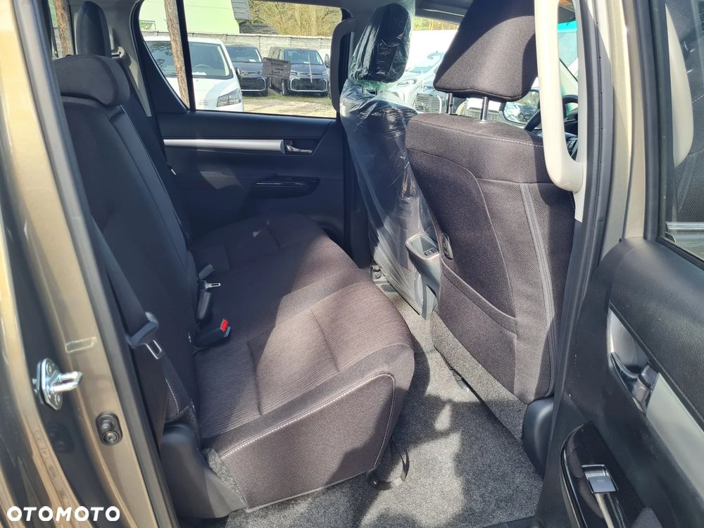 Toyota Hilux 2.8 D-4D mHEV Double Cab Executive 4x4 - 7