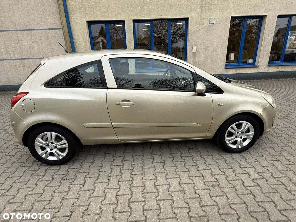 Opel Corsa - 12