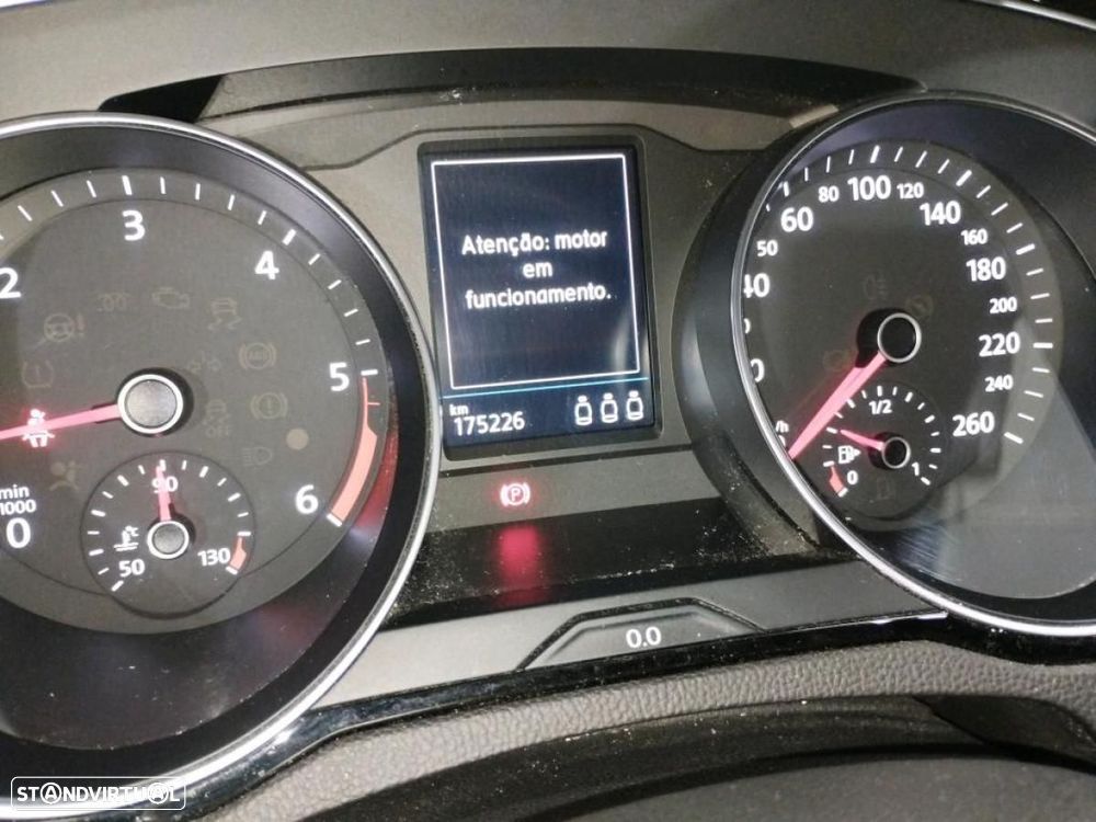 VW Passat Variant 2.0 TDi Business - 3