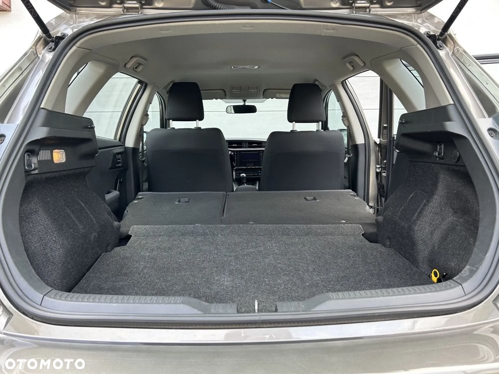 Toyota Auris 1.6 Active - 24