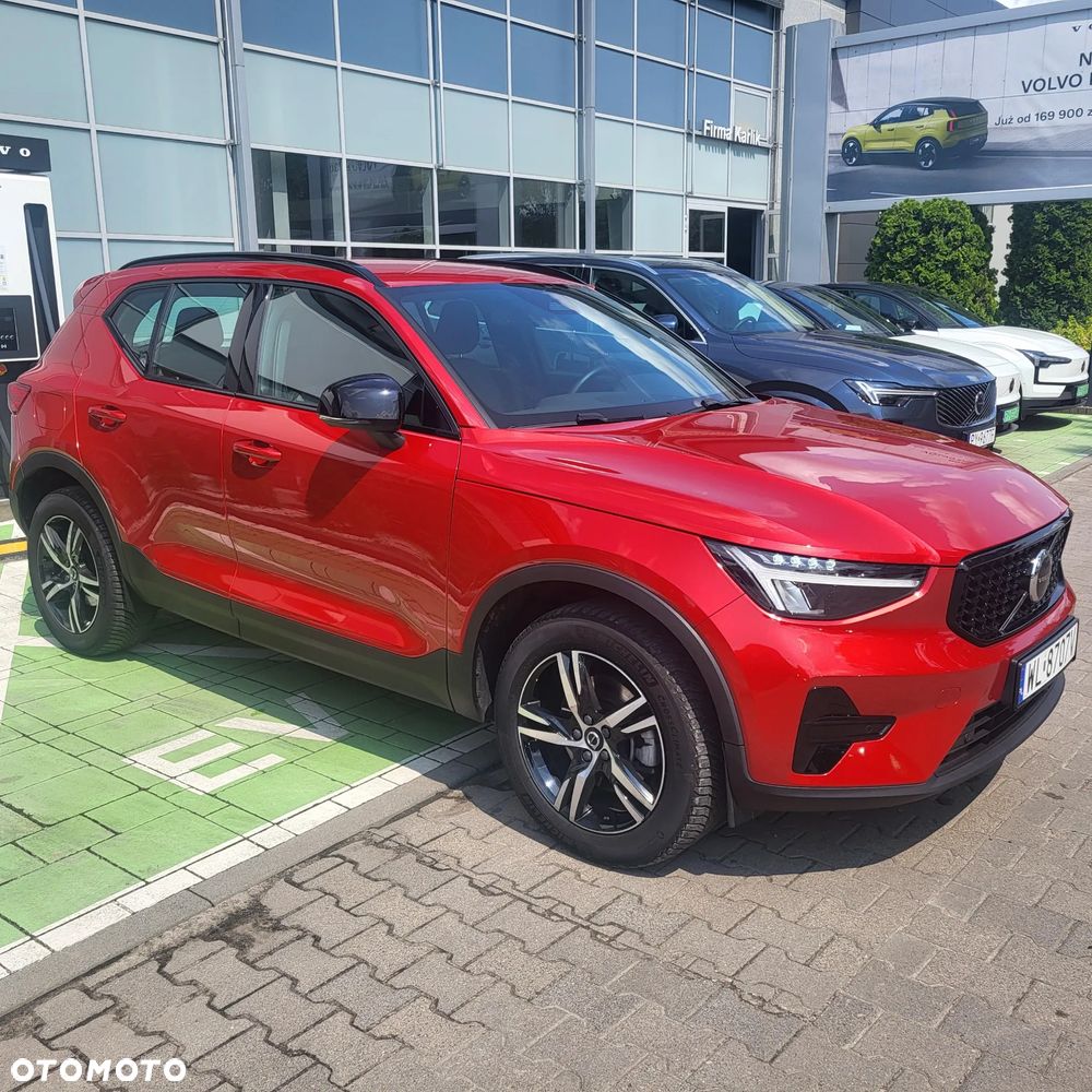 Volvo XC 40 B3 Plus Dark - 6