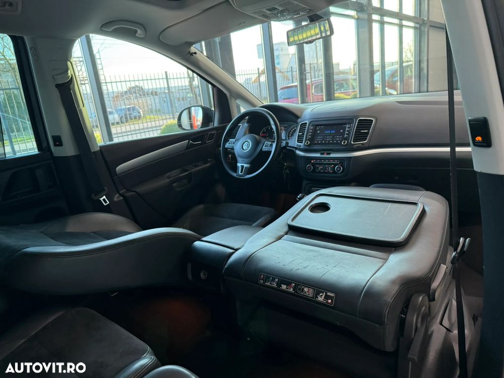 Volkswagen Sharan 2.0 TDI Highline - 16