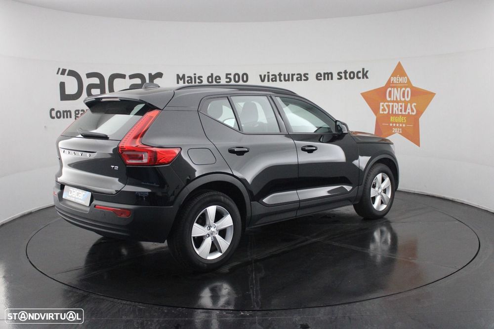 Volvo XC 40 1.5 T2 Momentum Core — fotografia 7